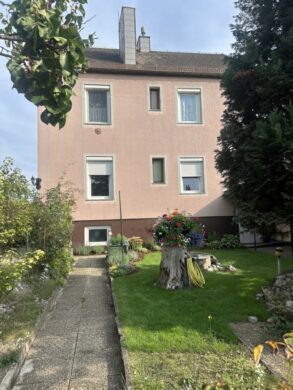 Top Gelegenheit- 1/2 Hausanteil mit großem Garten in bester Lage - bild