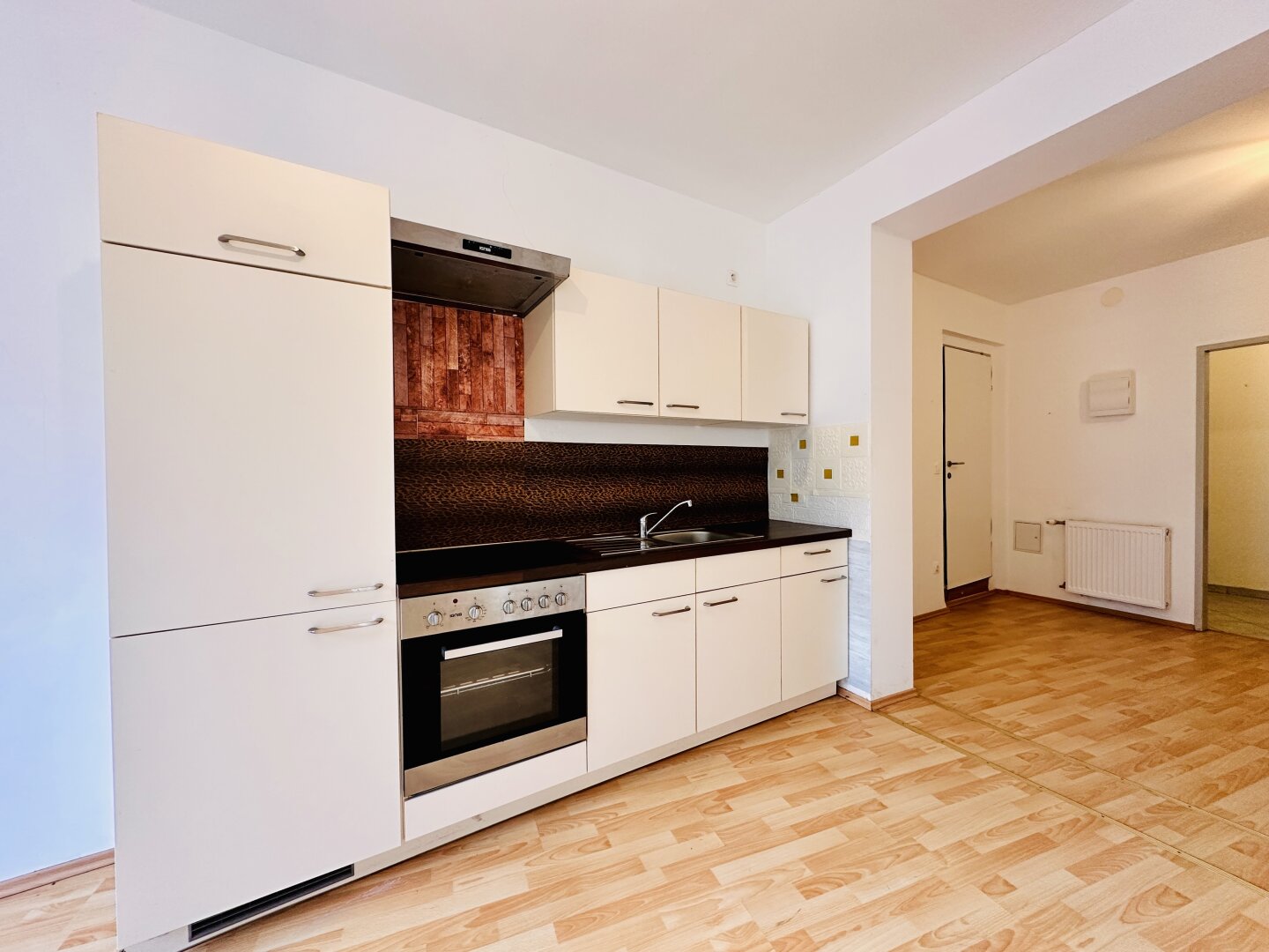 Traumhafte Wohnung mit eigenem Garten in Stixenstein!, 2631 Stixenstein, Wohnung