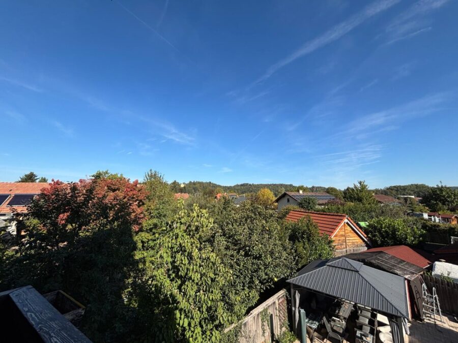 Großzügige 4-Zimmer-Wohnung mit Balkon - titelbild