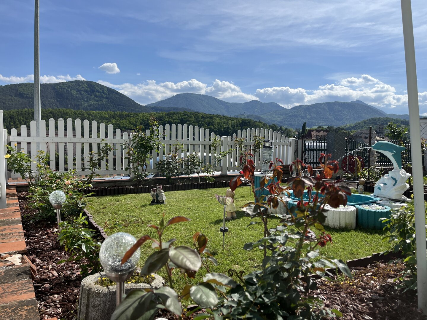 Wunderschönes Einfamilienhaus mit Fernblick und eigenem Wald in Gloggnitz, 2640 Gloggnitz, Einfamilienhaus