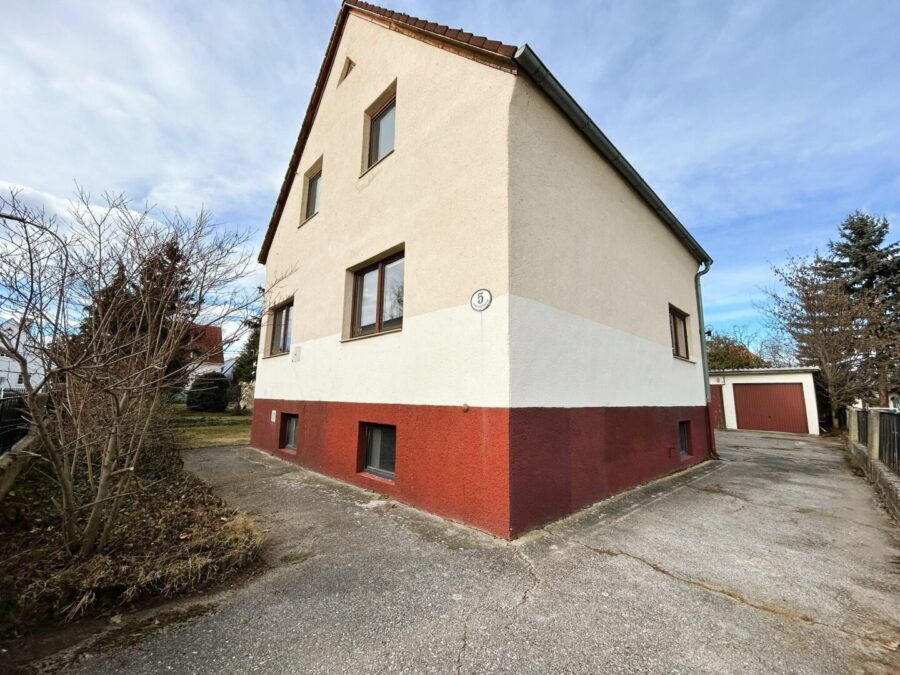 Ruhiges Wohnjuwel im Mühlfeld – Haus in Sackgasse mit freiem Feldblick - titelbild