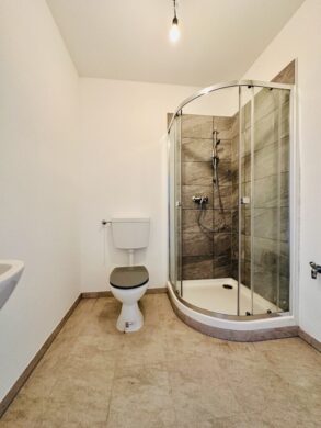 2811 Wiesmath - Eigennutzen oder Rendite - Tolle Erdgeschosswohnung mit 43 m² und allgemeinen Garten (Top 1) in Wiesmath - bild