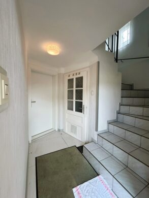 Charmantes Zweifamilienhaus in Aspern – Ruhelage mit zwei separaten Wohneinheiten und großem Grundstück - bild