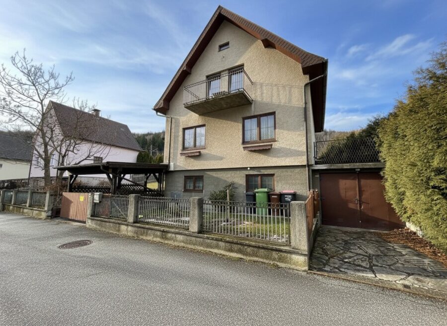 Einfamilienhaus mit Traumblick und E-Ladestation in Top-Lage von Payerbach - titelbild