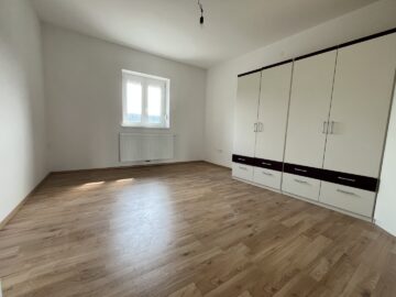 Bezugsfertiges Mehrfamilienhaus mit Potential in Pottschach - bild
