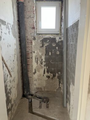 Teilsaniertes Mehrfamilienhaus mit Potential in Pottschach - bild