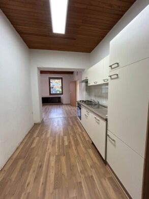 2831 Haßbach - Schöne Erdgeschosswohnung in Haßbach – Ruhige Lage - bild