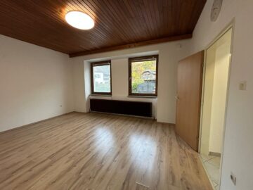 2831 Haßbach - Schöne Erdgeschosswohnung in Haßbach – Ruhige Lage - bild