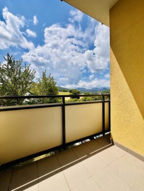 Helle Eigentumswohnung mit Balkon & Schneebergblick | Garage für 2 Fahrzeuge - bild