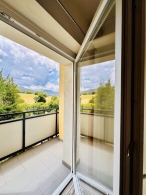 Helle Eigentumswohnung mit Balkon & Schneebergblick | Garage für 2 Fahrzeuge - bild