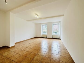 Großzügige, vermietete Wohnung mit 91,46 m² zu kaufen in der herrlichen Gemeinde Seebenstein. - bild