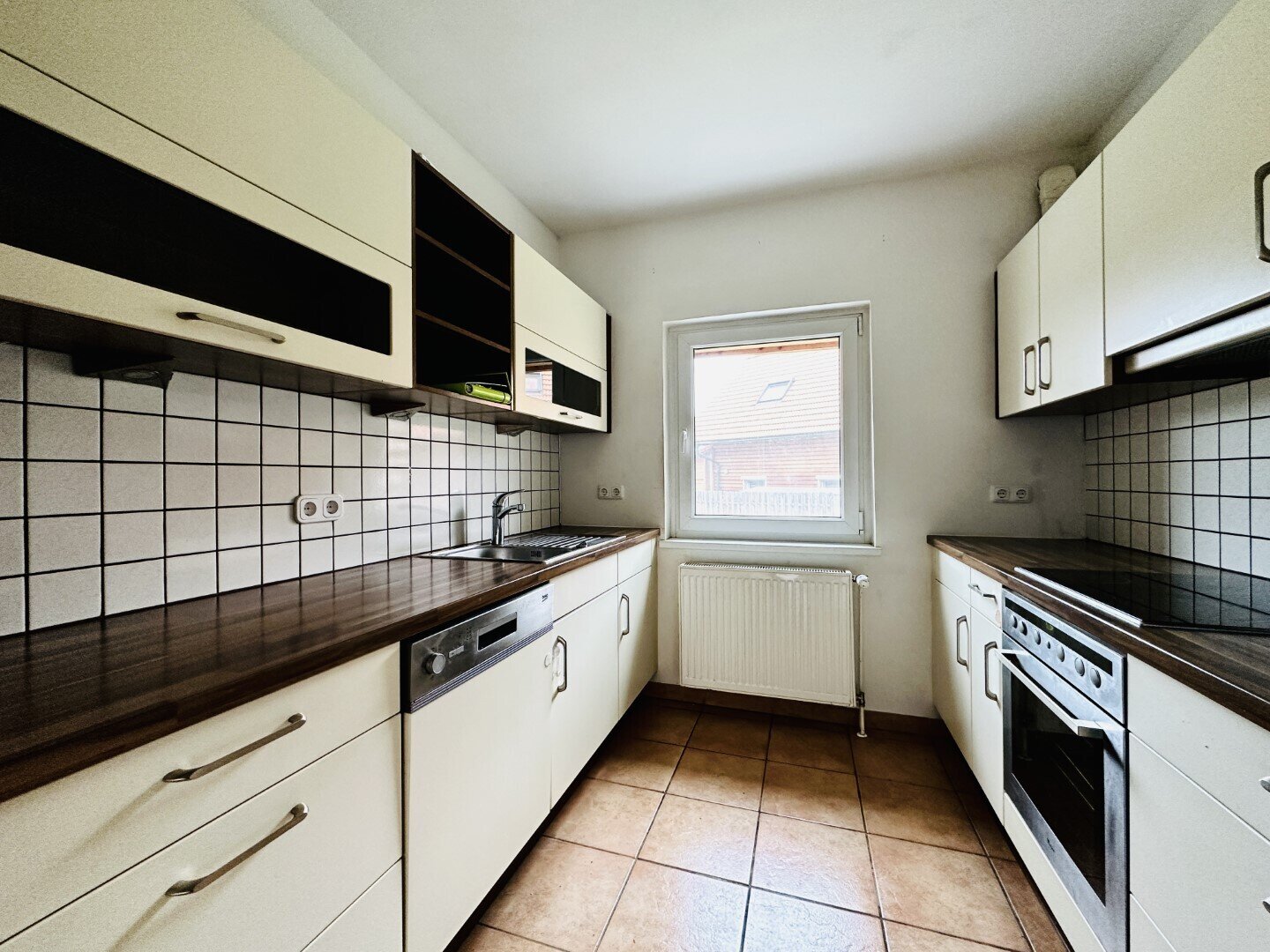 Großzügige, vermietete Wohnung mit 91,46 m² zu kaufen in der herrlichen Gemeinde Seebenstein., 2824 Seebenstein, Wohnung