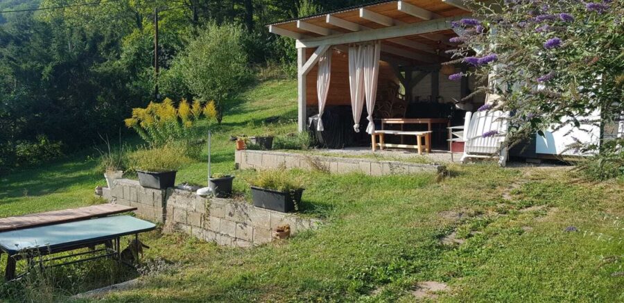 Zwei Wohneinheiten mit eigenem Wald – Naturparadies in Gloggnitz! - titelbild