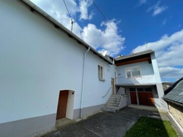 Charmant & Gepflegt! - Einfamilienhaus in ruhiger und sonniger Dorflage nahe des Naturbadesee! - bild