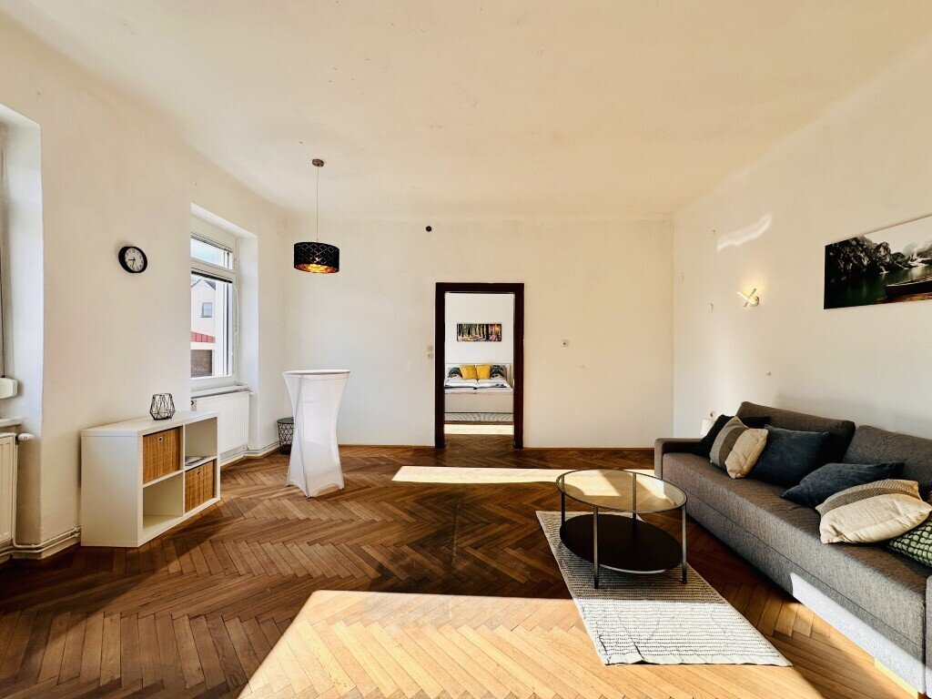 Charmantes Zuhause mit Altbauflair, Abendsonne und bester Lage in Neunkirchen, 2620 Neunkirchen, Haus