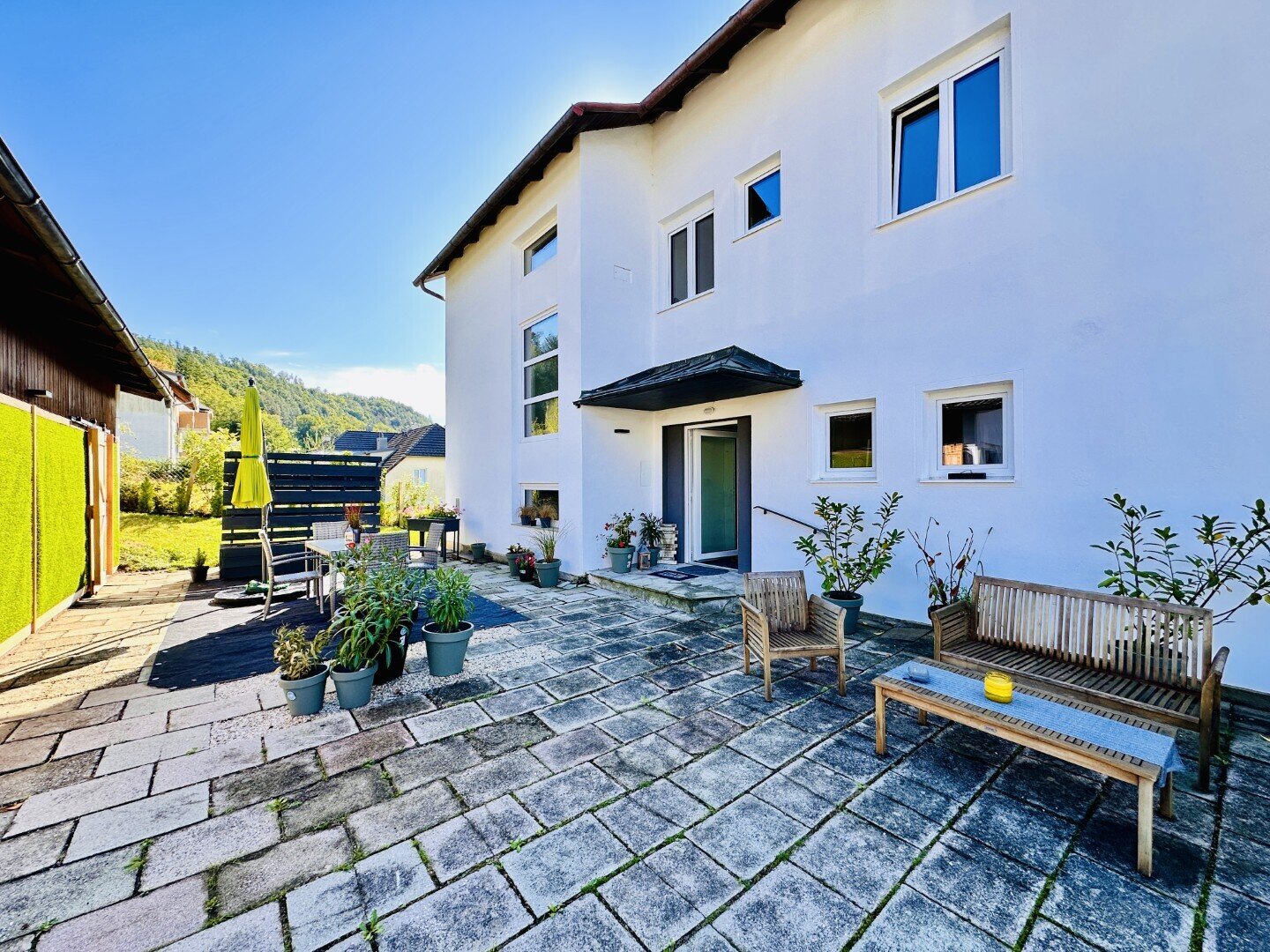 180 m² Wohnfläche | 10 Zimmer | 1.607 m² | Baugrund | Aussichtslage | Zentrumsnähe | Dienstleistungsgewerbe möglich, 2860 Kirchschlag in der Buckligen Welt, Haus