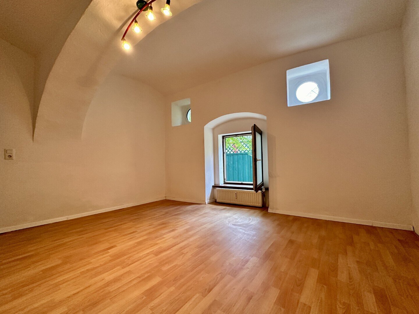 Atelier mit WC, Bad und Küche im Gloggnitz, 2640 Gloggnitz, Sonstige