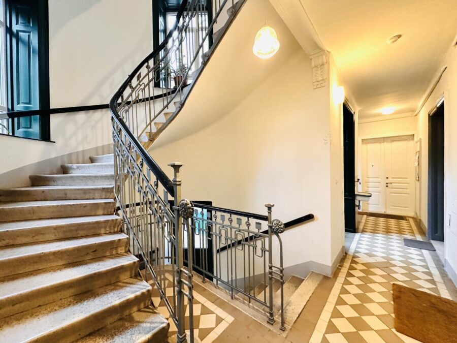 Charmante Altbauwohnung mit modernem Flair in bester Lage in 1120 Wien! - titelbild