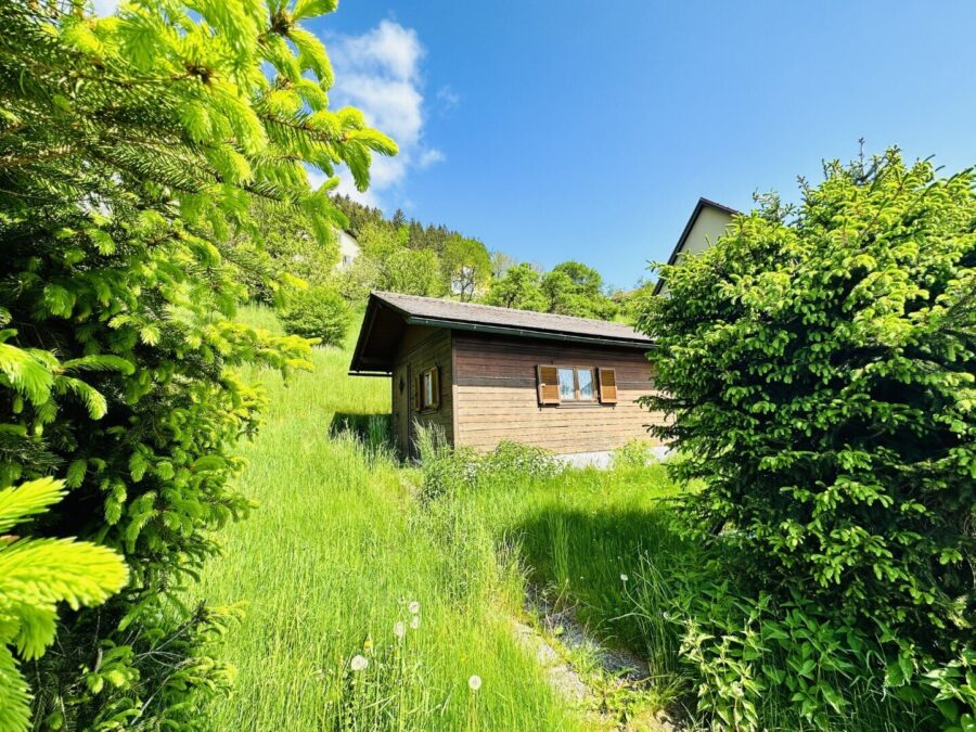 Baugrundstück mit 923 m² (südöstlich ausgerichtet) zum Kauf in Mürzzuschlag! - titelbild